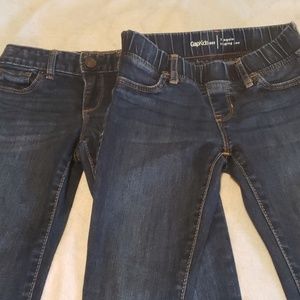Bundle of two pair of jeans